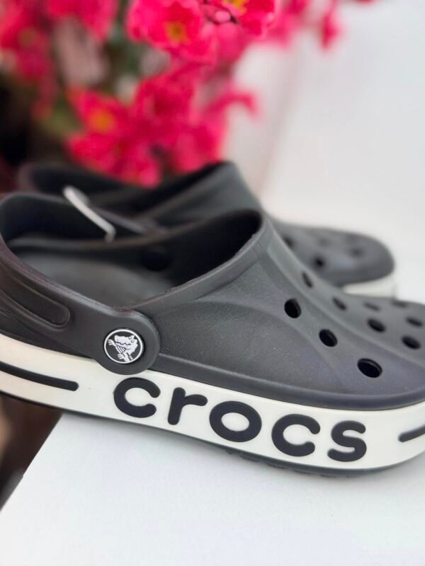 High-End Mastercopy Crocs Bayaband – Black & White